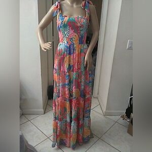 NWOT FLYING TOMATO Tropical Floral Maxi Dress MULTI COLOR SMOCKED TIE STRAPS MED